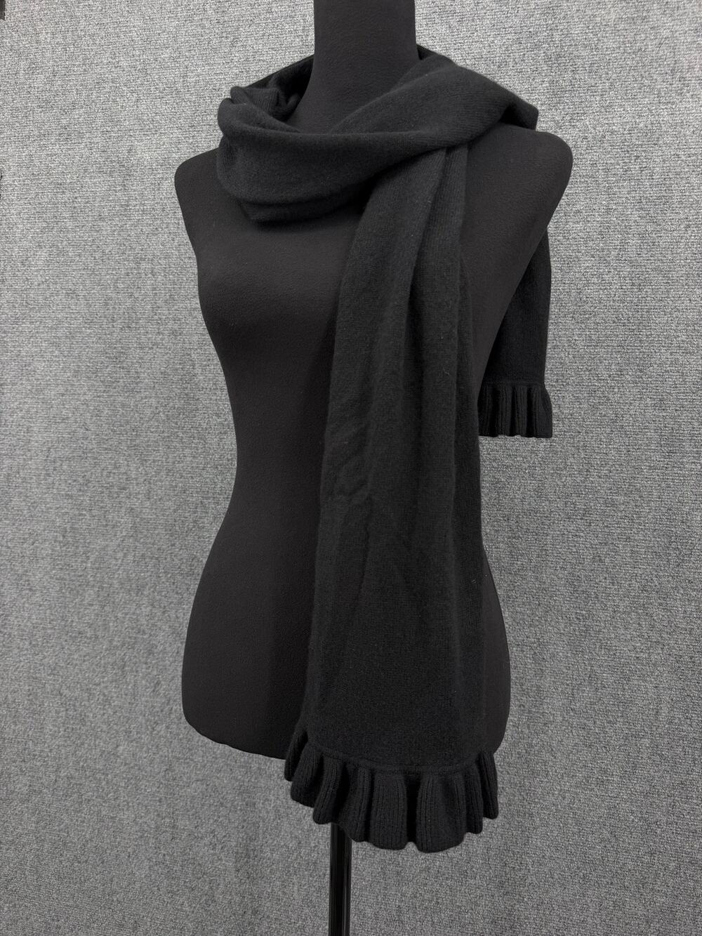 CHARTER CLUB Luxury 100% Cashmere Ruffled Muffler Scarf Black